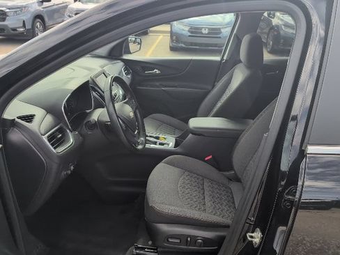 Used 2024 Chevrolet Equinox LT AWD/4WD image 12