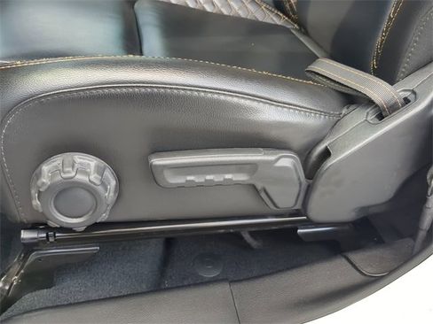 Used 2022 Jeep Wrangler Unlimited Sahara image 22