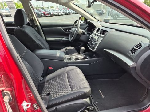 Used 2017 Nissan Altima 2.5 SV w/ Convenience Package FWD image 30