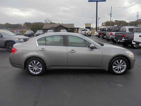 Used 2009 INFINITI G37 Journey image 2