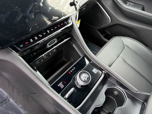 New 2026 Jeep Grand Cherokee Limited image 21