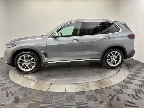 Used 2024 BMW X5 xDrive40i AWD/4WD image 16
