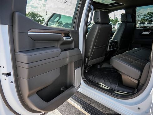 New 2026 Chevrolet Silverado 1500 High Country AWD/4WD image 57