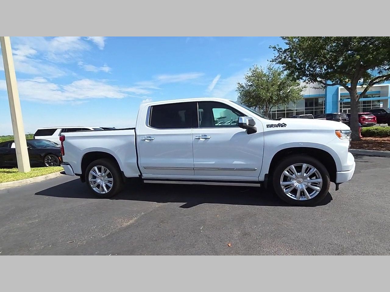 New 2026 Chevrolet Silverado 1500 High Country AWD/4WD image 19