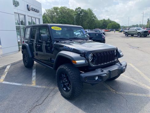 Used 2025 Jeep Wrangler Unlimited Sport S 4xe AWD/4WD image 7