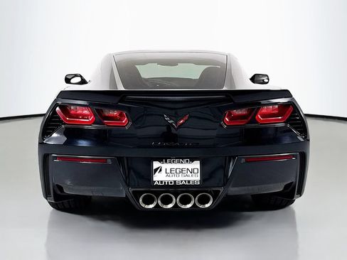 Used 2019 Chevrolet Corvette Stingray Coupe w/ Carbon Flash Badge Package RWD image 7