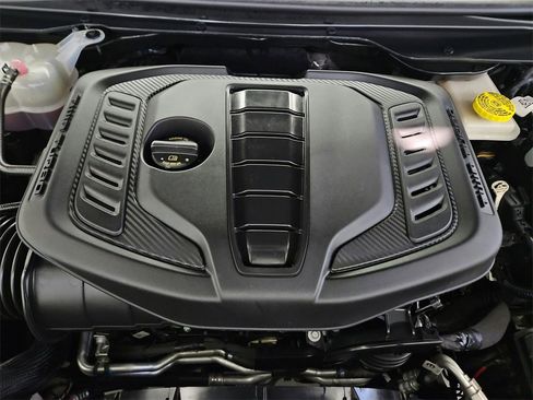 Used 2023 Jeep Wagoneer L Series II image 42