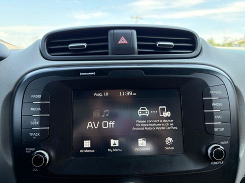 Used 2018 Kia Soul w/ Option Group 020 FWD image 24