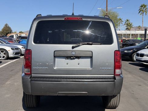 Used 2011 Dodge Nitro Heat w/ Popular Equipment Group image 7