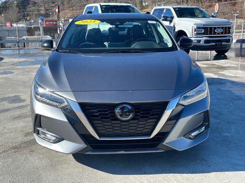 Used 2023 Nissan Sentra SR w/ SR Premium Package image 5