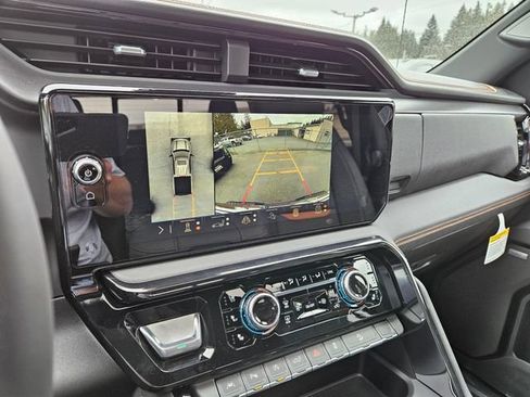 New 2026 GMC Sierra 1500 AT4 w/ AT4 Premium Package AWD/4WD image 30