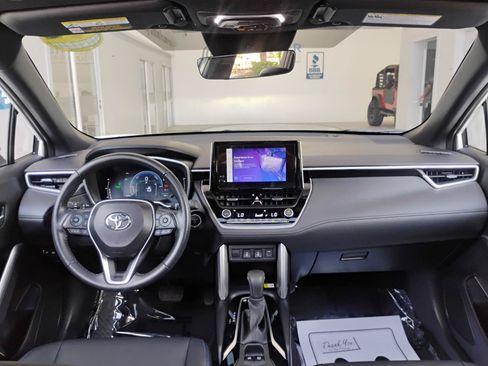 Used 2023 Toyota Corolla Cross AWD Hybrid w/ Convenience Package image 67
