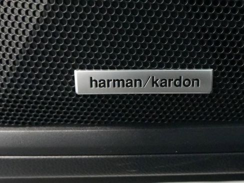 New 2025 Subaru Outback Limited image 17