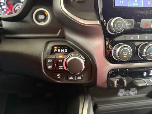 Used 2026 RAM 1500 Lone Star AWD/4WD image 16