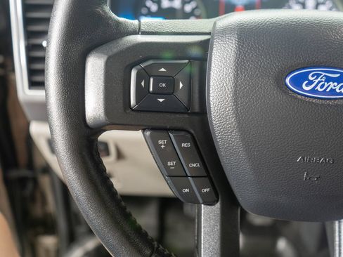 Used 2020 Ford F150 XLT w/ Equipment Group 302A Luxury AWD/4WD image 15