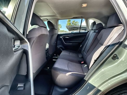 Used 2019 Toyota RAV4 XLE image 13