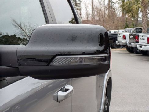 Used 2025 RAM 1500 Laramie w/ Sport Appearance Package AWD/4WD image 13