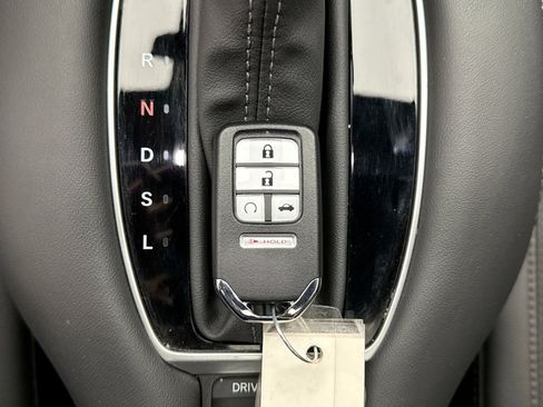 Used 2023 Honda HR-V EX-L image 23