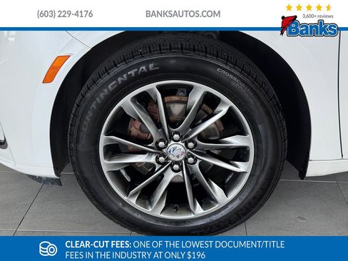 Certified 2024 Buick Enclave Avenir w/ Avenir Technology Package image 4