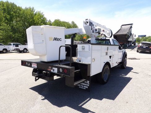 Used 2019 Ford F550 2WD Regular Cab Super Duty image 19