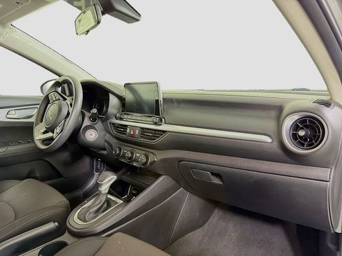 Used 2024 Kia Forte LXS image 24