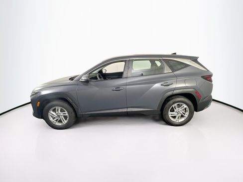 Used 2025 Hyundai Tucson SE AWD/4WD image 8