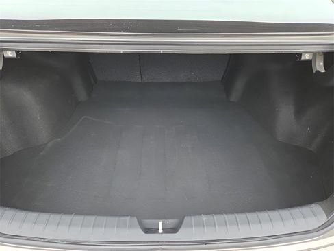 Used 2017 Kia Optima EX image 16