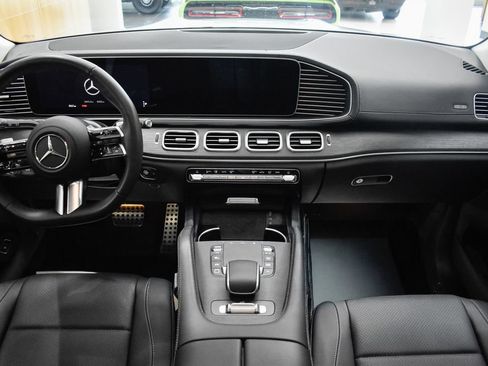 Certified 2026 Mercedes-Benz GLS 450 4MATIC w/ AMG Line Exterior image 20