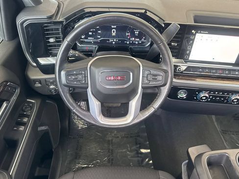 Used 2022 GMC Sierra 1500 SLE AWD/4WD image 13