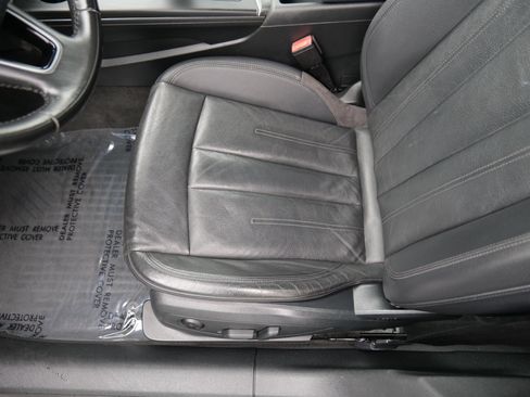 Used 2017 Audi A4 2.0T Premium w/ Convenience Package image 15