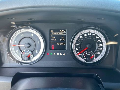 Used 2014 RAM 2500 Tradesman w/ Chrome Appearance Group AWD/4WD image 18