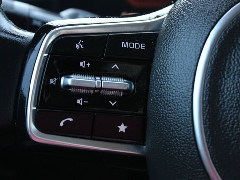 Used 2025 Kia Sorento S w/ Panoramic Sunroof Package FWD image 31