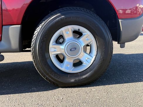 Used 2001 Ford Explorer Sport Trac 4x4 image 9