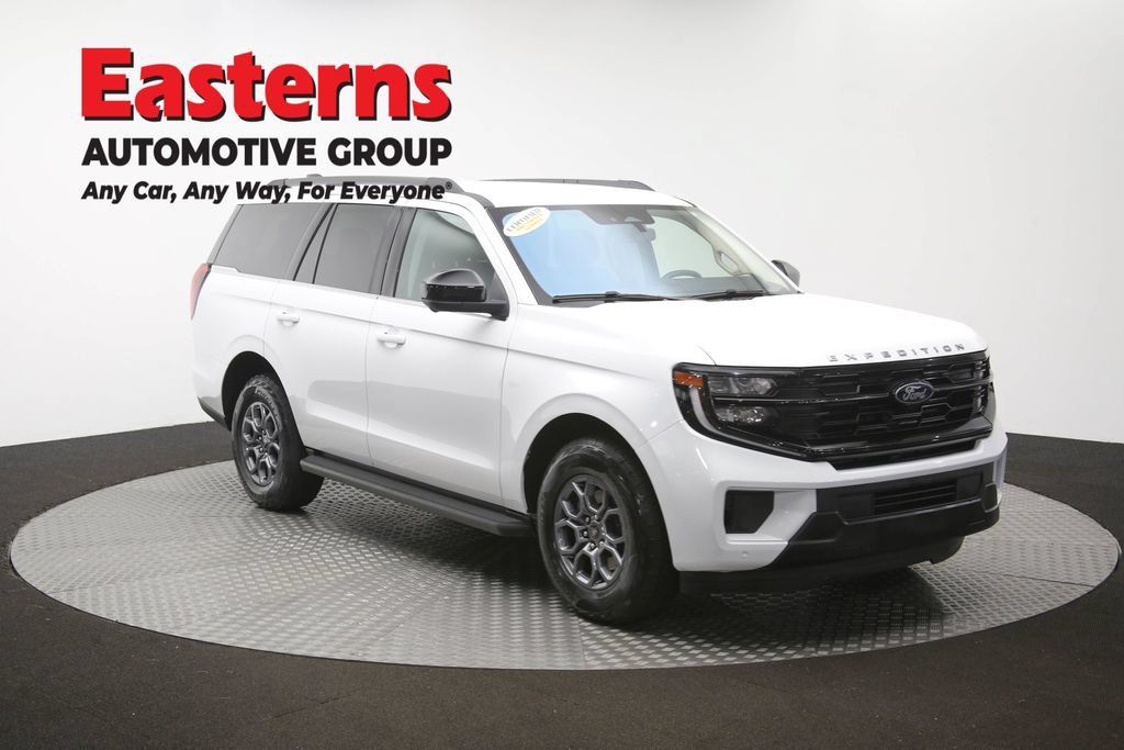Used 2025 Ford Expedition Active AWD/4WD image 49