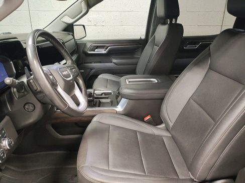 Certified 2022 GMC Sierra 1500 SLT w/ SLT Convenience Package image 23