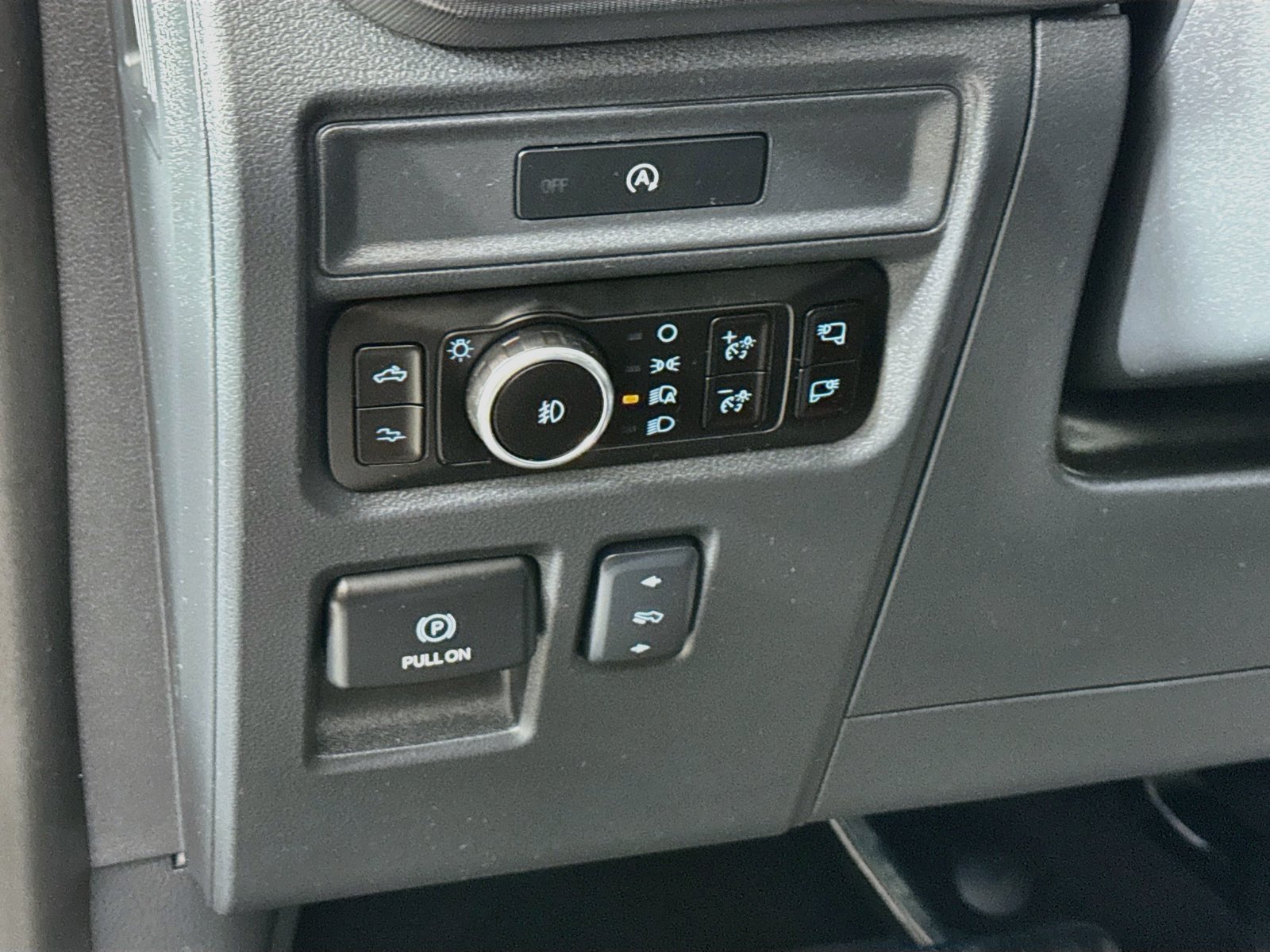 Used 2025 Ford F150 Raptor AWD/4WD image 10