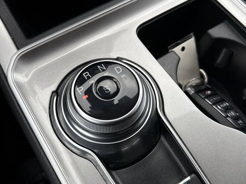 Certified 2024 Ford Edge SEL w/ Convenience Package image 23