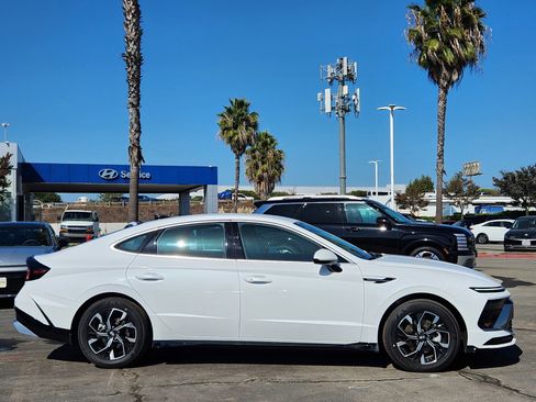 New 2025 Hyundai Sonata SEL image 8
