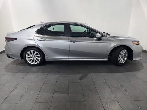 Used 2024 Toyota Camry LE w/ Convenience Package FWD image 6