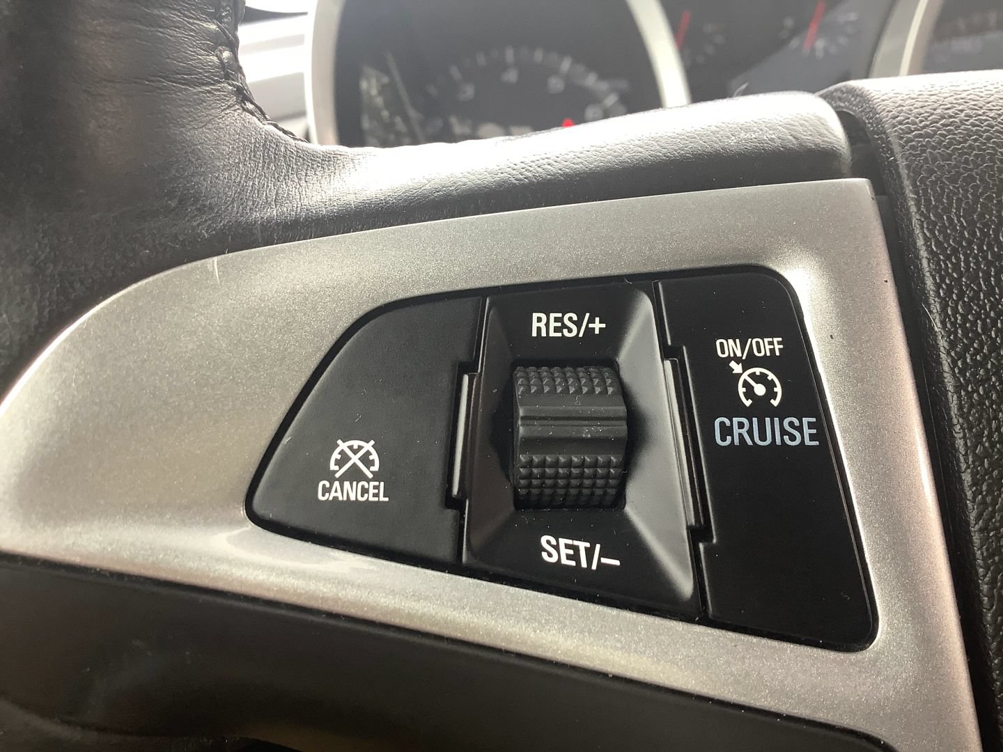 Used 2017 Chevrolet Equinox LT w/ Convenience Package AWD/4WD image 34