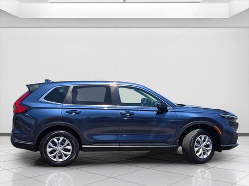 Certified 2025 Honda CR-V LX image 4