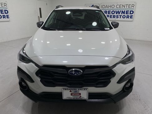 Certified 2026 Subaru Crosstrek 2.5i Limited w/ Crosstrek Mirror Package AWD/4WD image 3