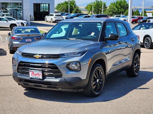 Used 2021 Chevrolet TrailBlazer LS AWD/4WD image 4