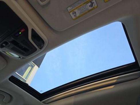 Used 2024 Subaru Outback Onyx Edition image 18