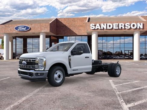 New 2026 Ford F350 XL w/ XL Chrome Package RWD image 2