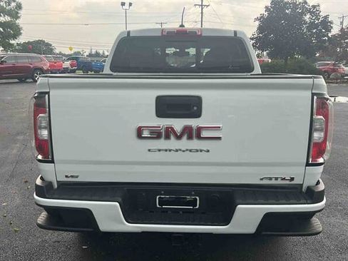 Used 2022 GMC Canyon AT4 w/ Trailering Package AWD/4WD image 8