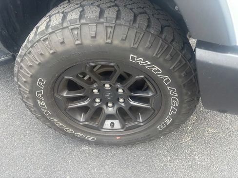 Used 2025 RAM 1500 Rebel w/ Rebel Level 2 Equipment Group AWD/4WD image 4