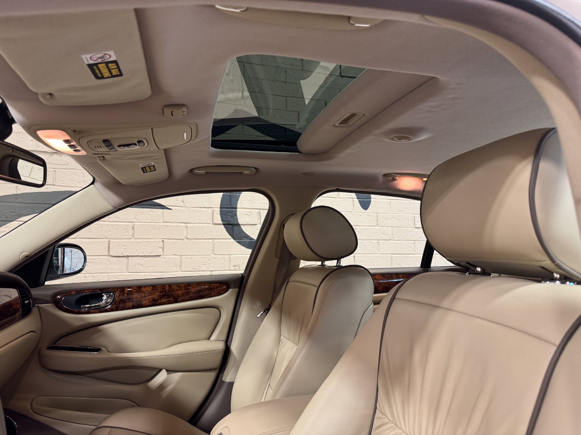 Used 2007 Jaguar XJ8 RWD image 35