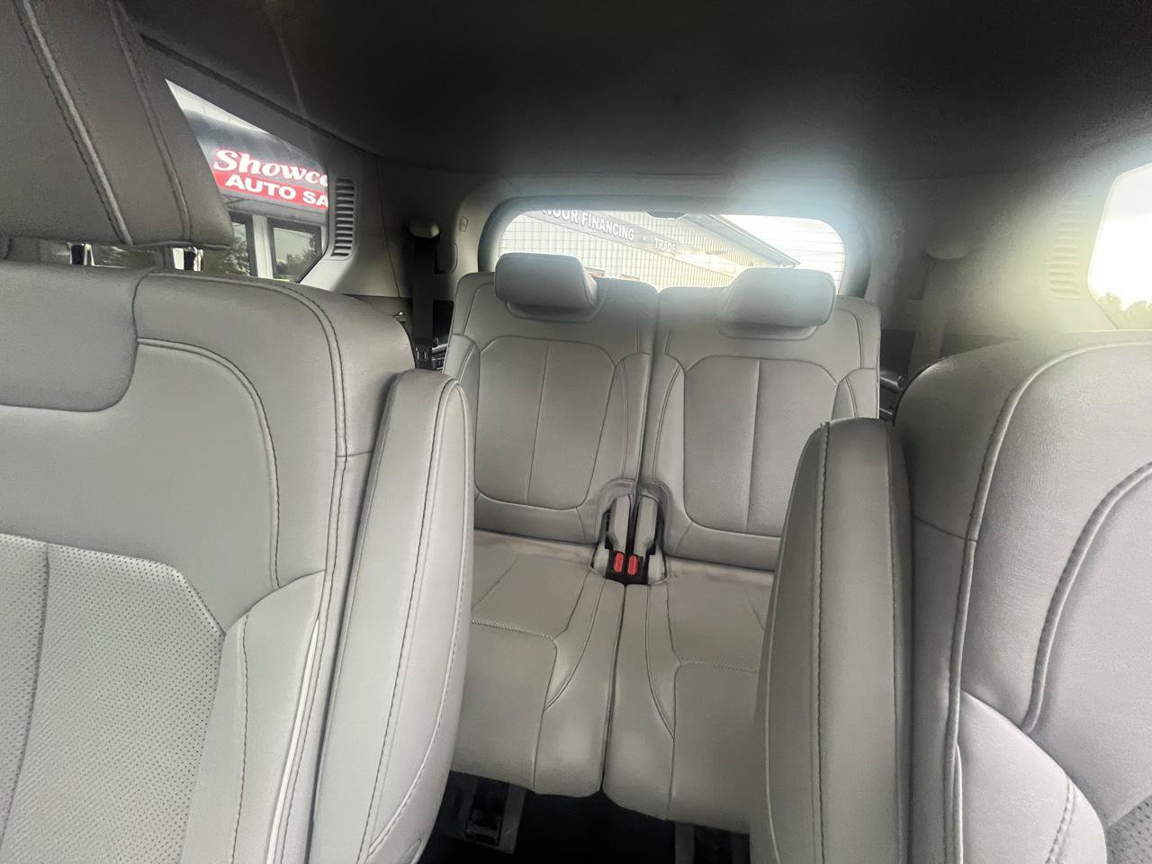 Used 2021 Jeep Grand Cherokee L Overland w/ Advanced Protech Group III AWD/4WD image 19