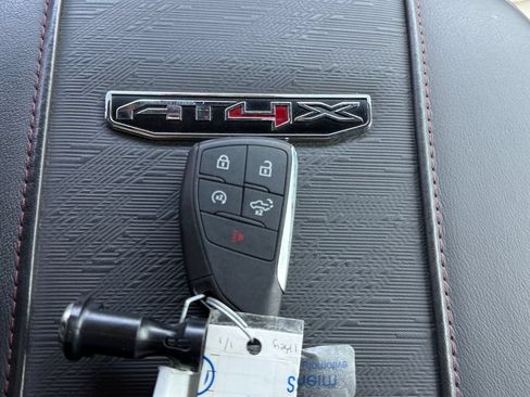 Used 2024 GMC Sierra 2500 AT4X AWD/4WD image 45